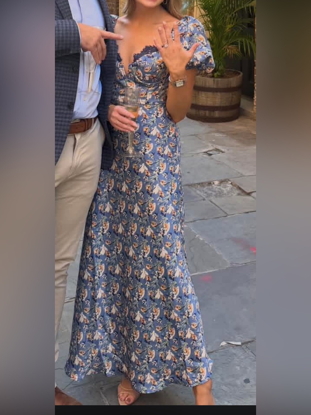 ASTR The Label Sylvie Puff Sleeve Blue Floral Maxi Dress - Picture 2 of 8